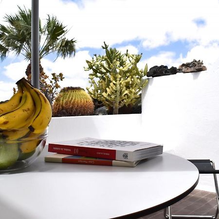 Vulcano Apartment Lanzarote 科斯塔特吉塞 外观 照片
