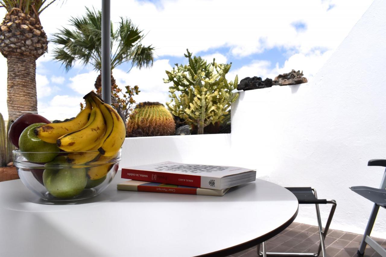 Vulcano Apartment Lanzarote 科斯塔特吉塞 外观 照片
